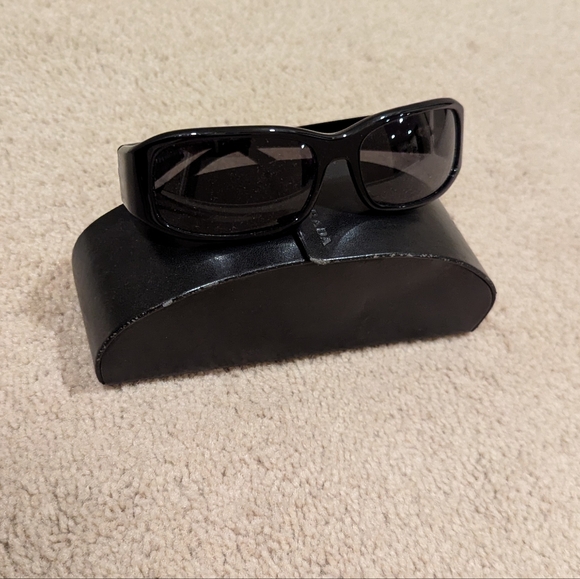 Prada Sunglasses SPR03E 1AB1A1 - Picture 3 of 12